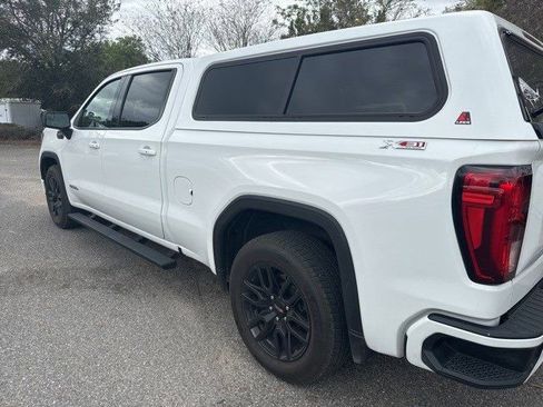 Used 2020 GMC Sierra 1500 Elevation image 2