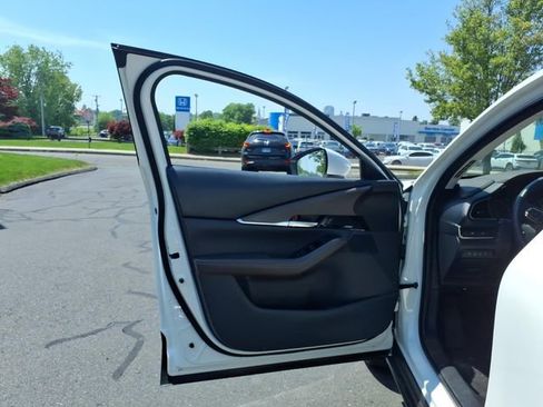 Used 2025 MAZDA CX-30 AWD 2.5 S w/ Premium Package image 14