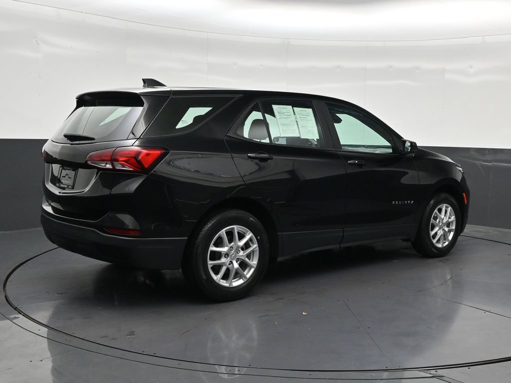 Used 2024 Chevrolet Equinox LS FWD image 5