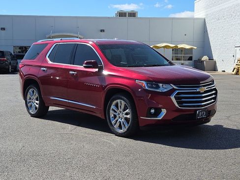 Certified 2018 Chevrolet Traverse High Country image 1
