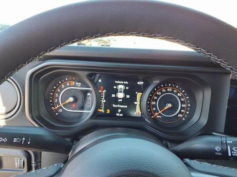 New 2026 Jeep Gladiator Rubicon image 14
