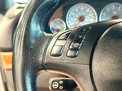 Used 2002 BMW M5 RWD image 29