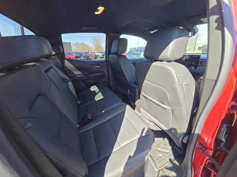 New 2025 GMC Canyon Elevation w/ Convenience Package image 27