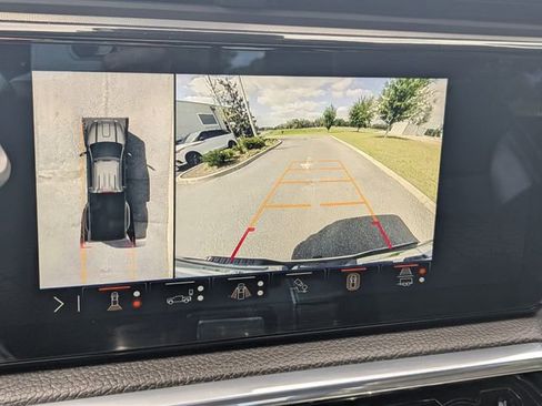 Used 2024 GMC Sierra 3500 Denali w/ Denali Reserve Package AWD/4WD image 26