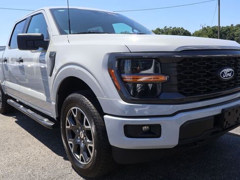 Used 2024 Ford F150 STX AWD/4WD image 2