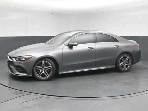 Used 2022 Mercedes-Benz CLA 250 4MATIC image 4