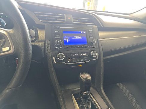 Used 2021 Honda Civic LX image 9