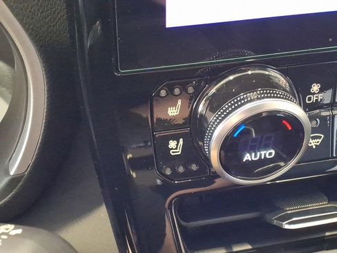 New 2026 Toyota Highlander Limited AWD/4WD image 16