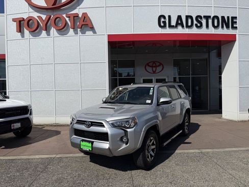 Used 2021 Toyota 4Runner TRD Off-Road Premium AWD/4WD image 1