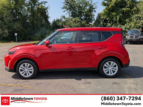 Used 2023 Kia Soul LX FWD image 6