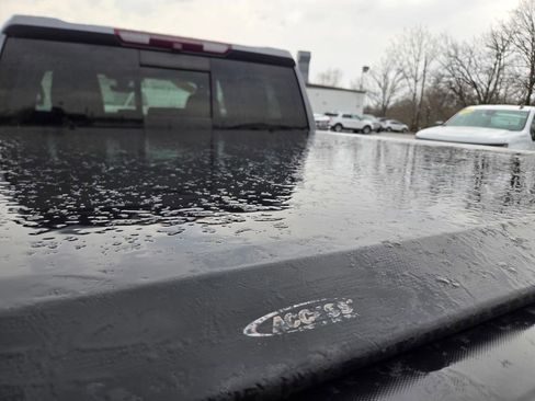 Used 2019 Chevrolet Silverado 1500 LTZ w/ LTZ Premium Package image 27