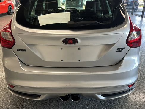 Used 2013 Ford Focus ST FWD image 6