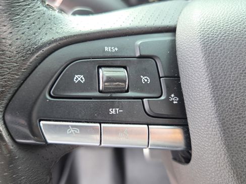 Used 2020 Cadillac XT4 Sport w/ Driver Awareness Package image 30