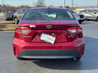 Used 2024 Toyota Corolla LE video 4