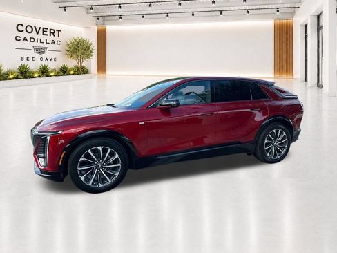 Certified 2024 Cadillac Lyriq Sport w/ LPO, Floor Liner Package RWD image 5