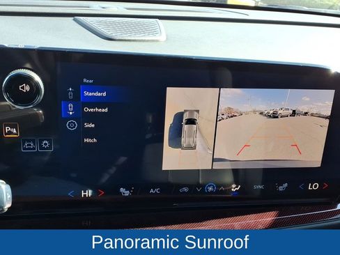 New 2026 Chevrolet Traverse Z71 w/ Enhanced Driving Package AWD/4WD image 5