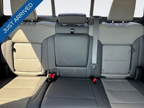 New 2026 Chevrolet Silverado 1500 ZR2 image 23