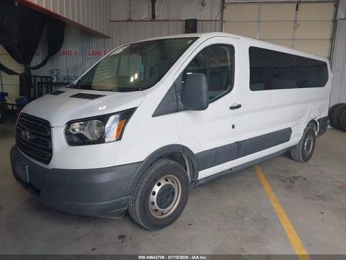 Used 2018 Ford Transit 350 XL RWD image 2