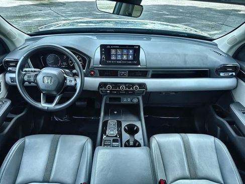 Used 2025 Honda Pilot EX-L image 24