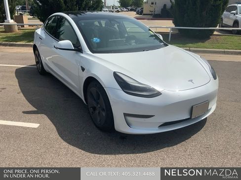Used 2021 Tesla Model 3 Standard Range Plus RWD image 3