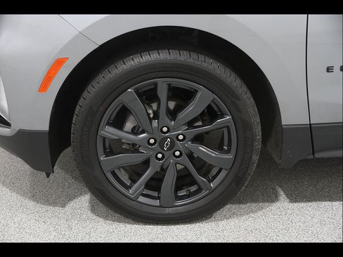 Certified 2024 Chevrolet Equinox RS AWD/4WD image 23