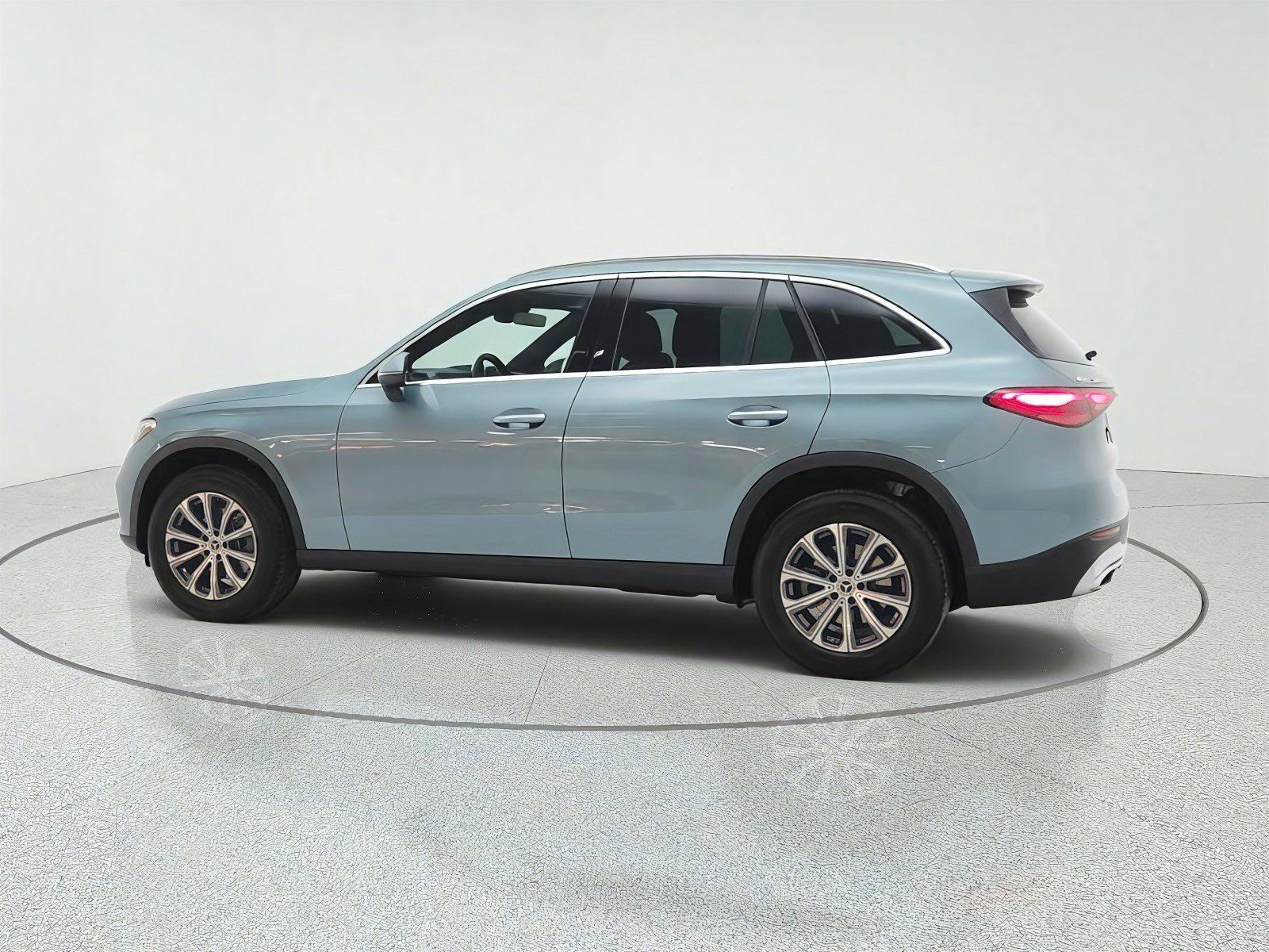 Used 2026 Mercedes-Benz GLC 300 image 6