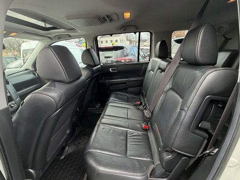 Used 2014 Honda Pilot Touring image 10