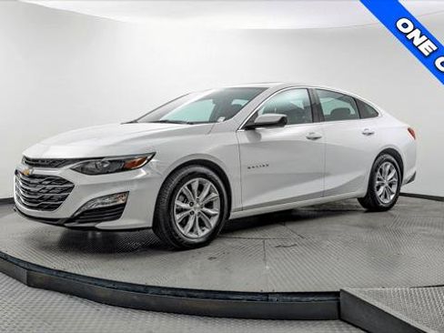 Used 2024 Chevrolet Malibu LT FWD image 2