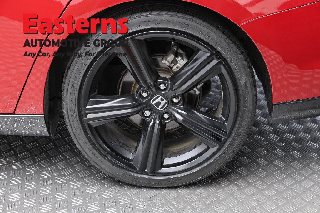 Used 2024 Honda Accord Sport image 9