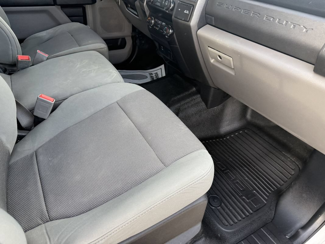Used 2019 Ford F250 XL w/ Power Equipment Group AWD/4WD image 16