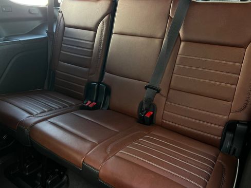Used 2023 GMC Yukon Denali Ultimate AWD/4WD image 20