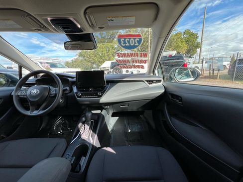 Used 2023 Toyota Corolla LE FWD image 32