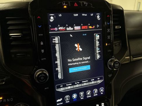 Used 2020 RAM 1500 Limited AWD/4WD image 14