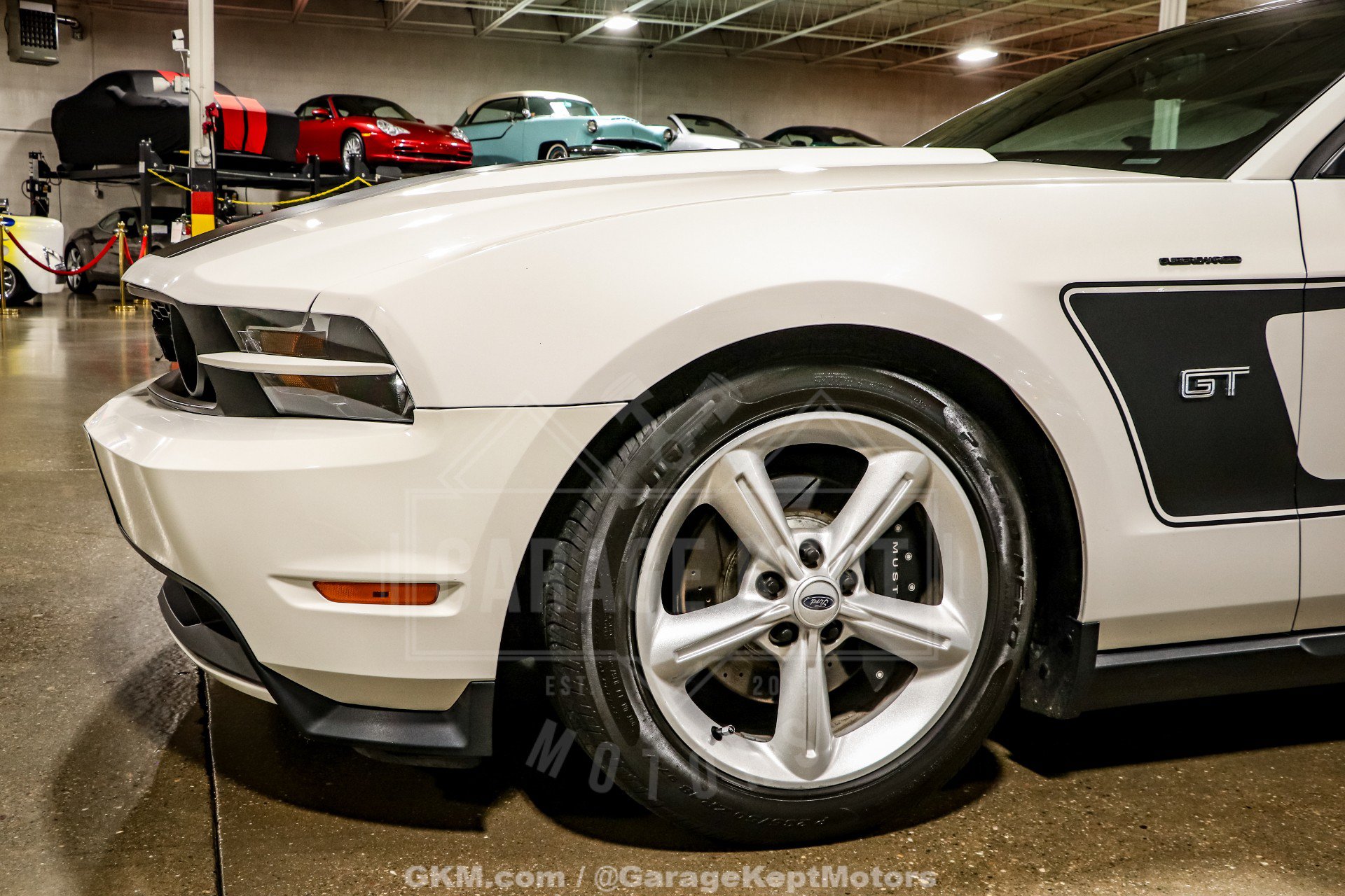 Used 2010 Ford Mustang GT RWD image 32