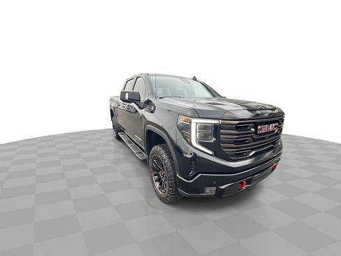 Used 2022 GMC Sierra 1500 AT4X image 2