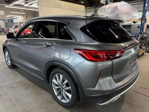 Used 2019 INFINITI QX50 Essential w/ Premium Heat Package AWD/4WD image 2