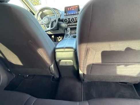 Used 2024 Nissan Sentra SV image 14