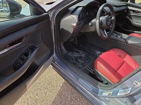 New 2026 MAZDA MAZDA3 Carbon image 20