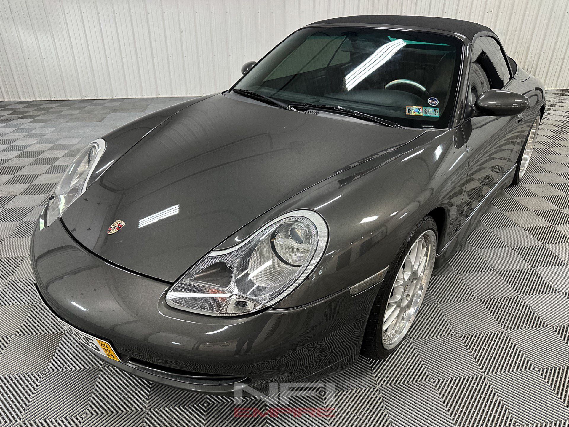 Used 2000 Porsche 911 Cabriolet image 6