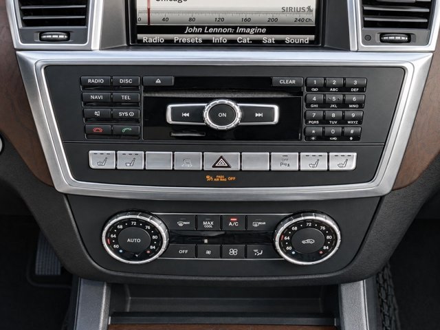 Used 2015 Mercedes-Benz GL 320 BlueTEC 4MATIC image 22