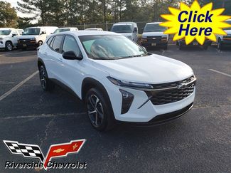 Used 2024 Chevrolet Trax RS image 1