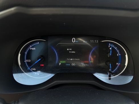 Used 2023 Toyota RAV4 LE AWD/4WD image 9