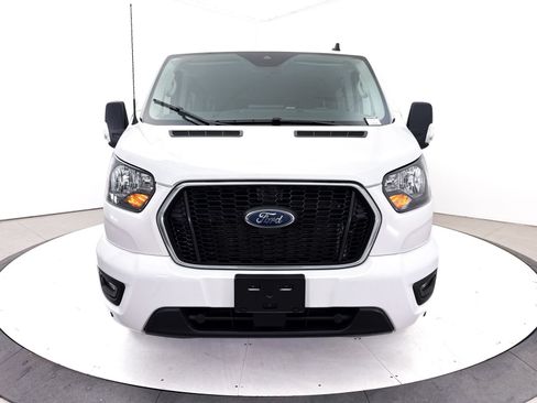 Used 2024 Ford Transit 350 XLT RWD image 12