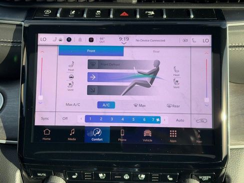 New 2025 Jeep Grand Cherokee L Limited image 12