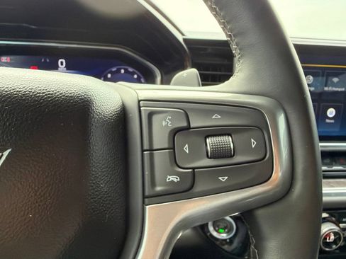 Used 2024 Chevrolet Silverado 1500 LTZ AWD/4WD image 23