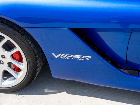 Used 2006 Dodge Viper SRT-10 RWD image 27
