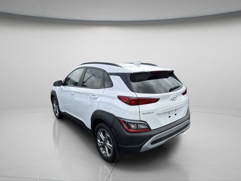 Used 2023 Hyundai Kona SEL AWD/4WD image 5