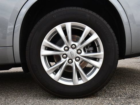 Used 2024 Cadillac XT6 Luxury w/ LPO, Floor Liner Package AWD/4WD image 37
