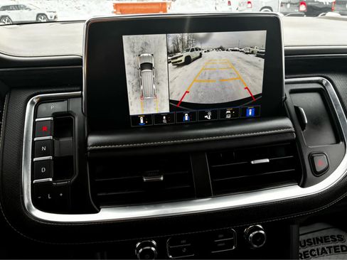 Used 2022 GMC Yukon SLT w/ SLT Premium Package image 24