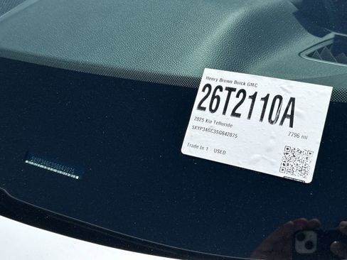 Used 2025 Kia Telluride EX image 35